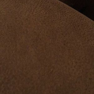 Meet your Posher, Leanne